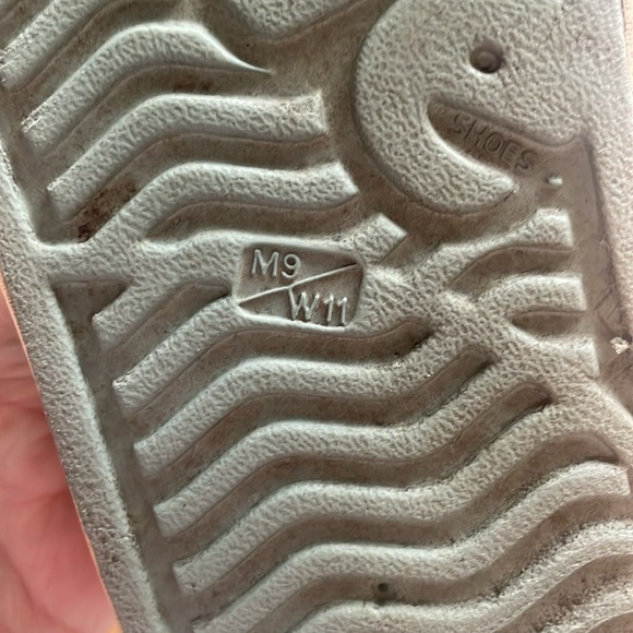 NATIVE || Jefferson Block Shoe Size 11 - Picture 6 of 8
